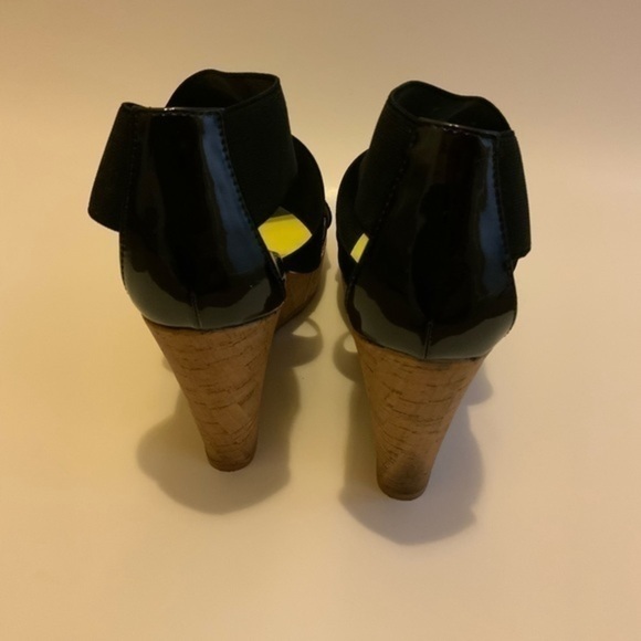 CL by Laundry Wedges - Picture 4 of 12